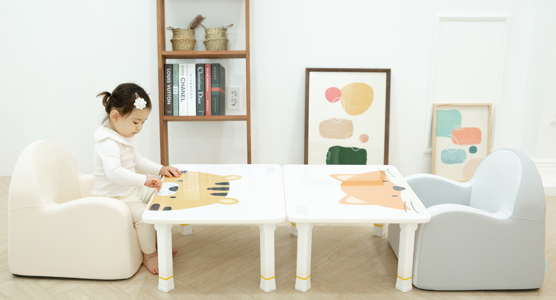 ajangajang table
